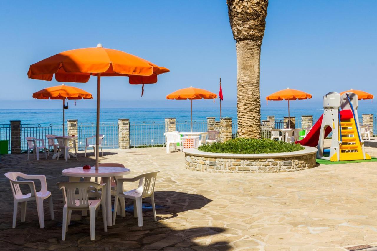 Acciaroli Vacanze Residence 외부 사진