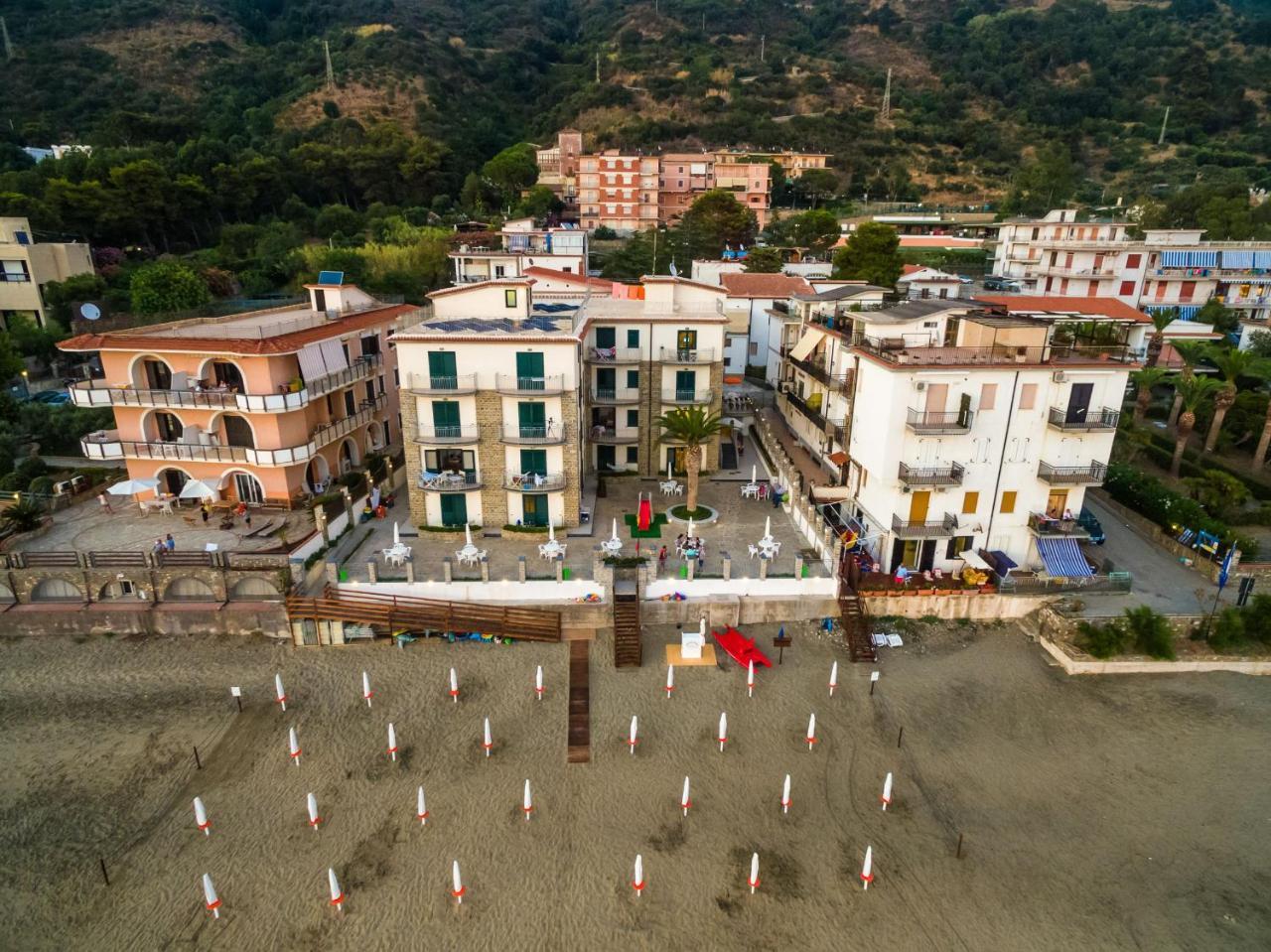 Acciaroli Vacanze Residence 외부 사진